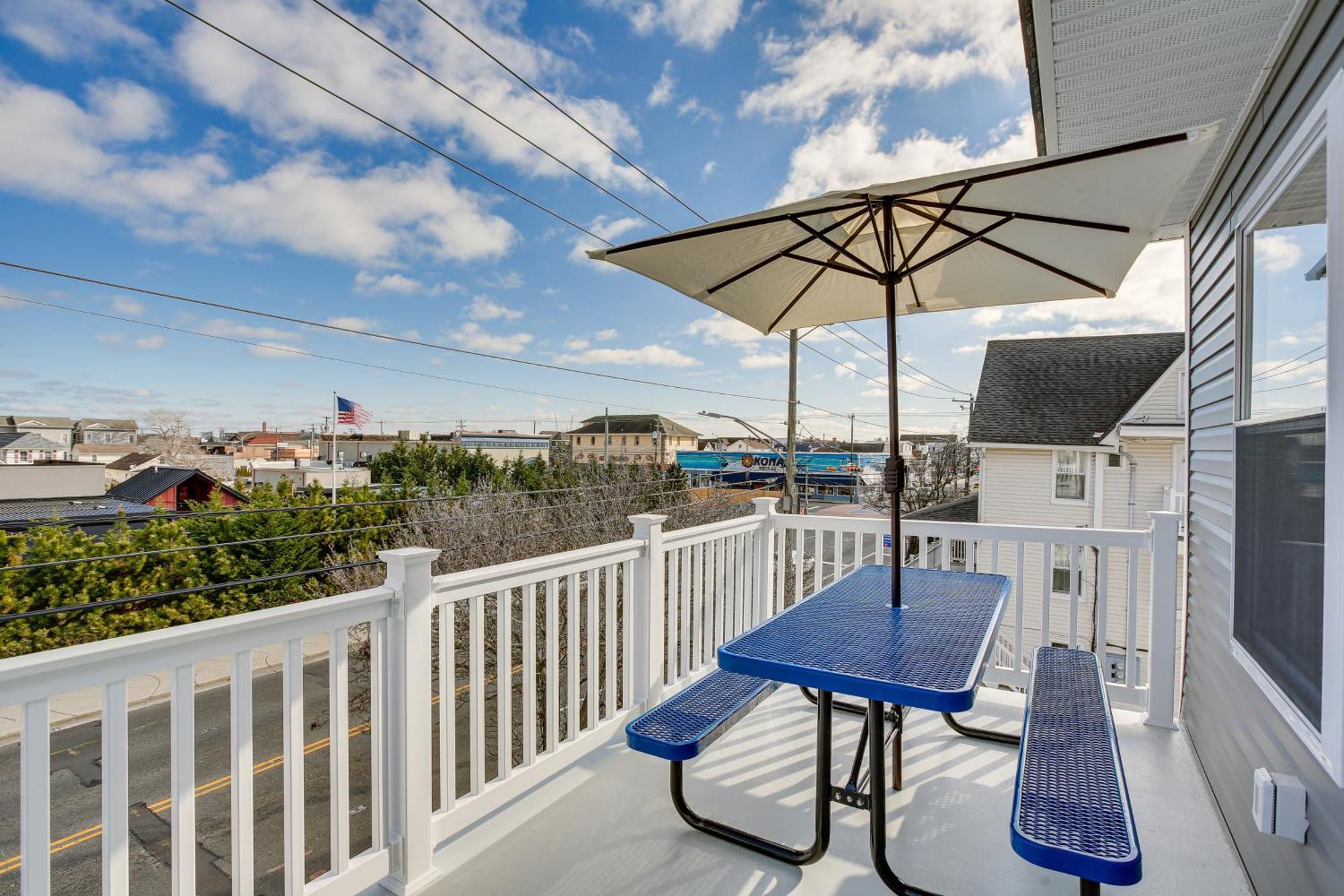 Spacious Wildwood Condo Walk To Beach! Экстерьер фото